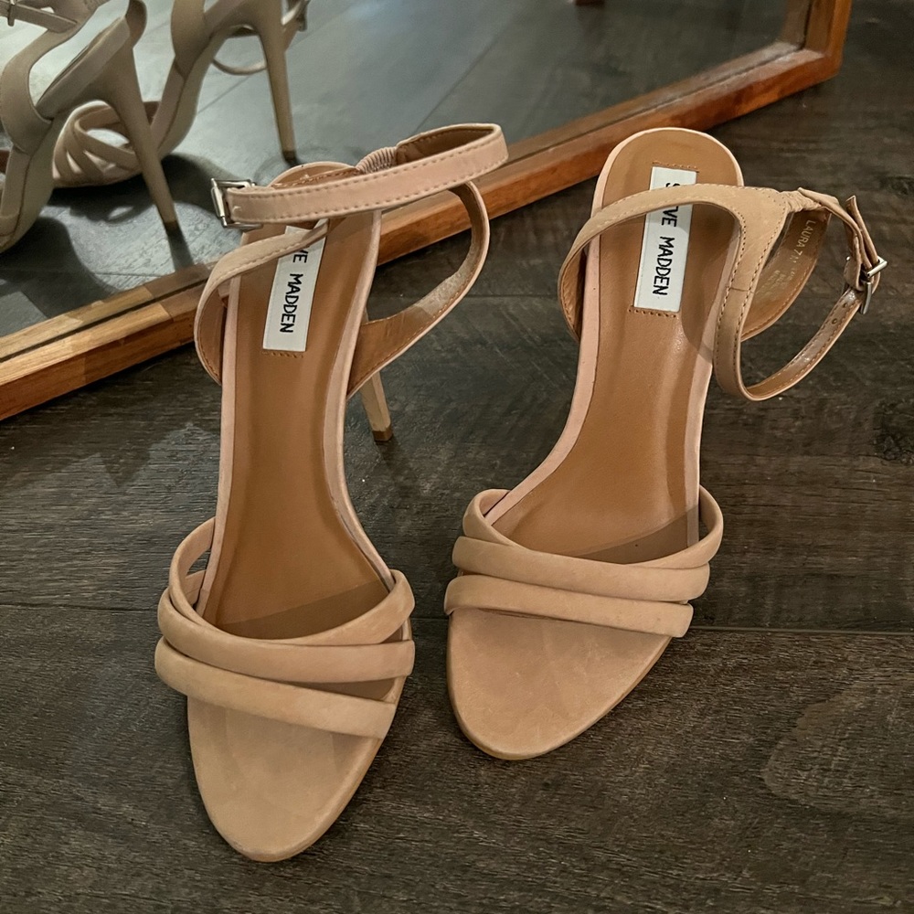 Steve Madden Nude Heels